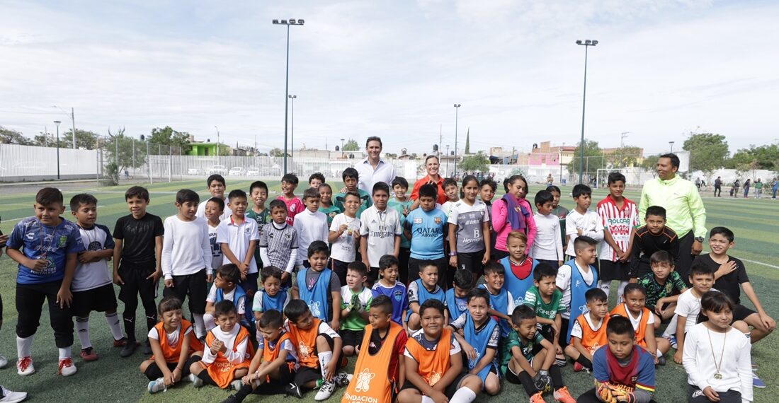 ¿Qué servicios ofrecen los Centros Comunitarios de Fundación León?