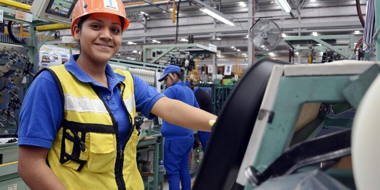 Instalan tomas públicas de agua potable en León