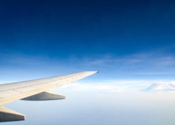 Conoce tus derechos al viajar en avión