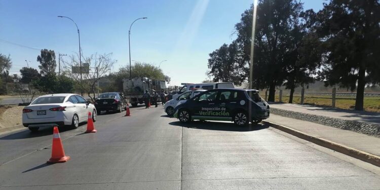 ¿Cuánto cuesta la multa por no tener verificación vehicular vigente en León?