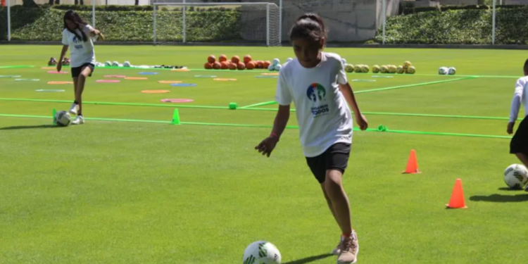 Guanajuato y la Federación Mexicana de Fútbol unen esfuerzos para fomentar el deporte