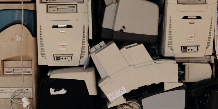 ¿Tienes aparatos electrónicos que no sirven? Llévalos a los puntos de recolección de RecicLeón