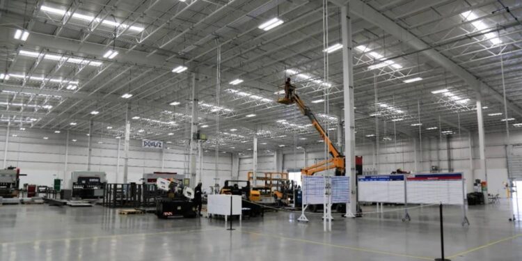 Llega a Guanajuato la empresa Falcon Sheet Metal Industries