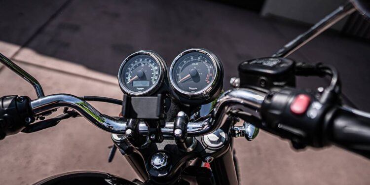 ¿Vas a comprar un vehículo usado? Checa que no tenga reporte de robo