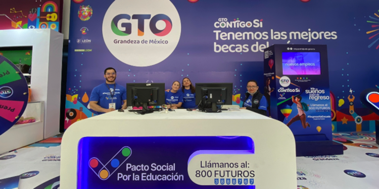 ¿Abandonaste tus estudios y quieres regresar al sistema educativo? La SEG ofrece atención en la Feria Estatal León 2023