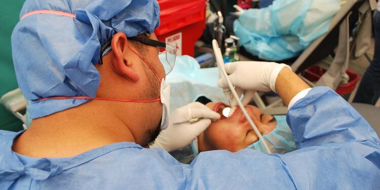 Gingivitis y periodontitis, séptima causa de enfermedad en Guanajuato