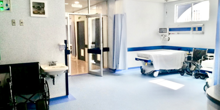 ¿Qué mejoras se realizaron al Hospital Comunitario de Cortazar?