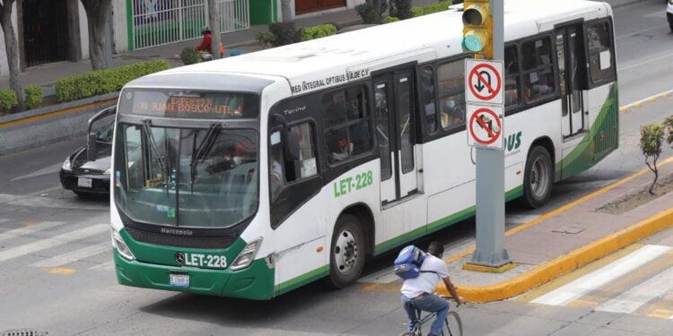 ¡Entérate! Modificarán rutas de transporte por el desfile conmemorativo de León