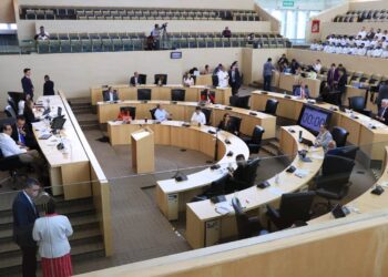 Aprueba Congreso de Guanajuato sanciones a quienes promuevan asentamientos humanos irregulares