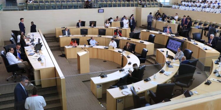 Aprueba Congreso de Guanajuato sanciones a quienes promuevan asentamientos humanos irregulares