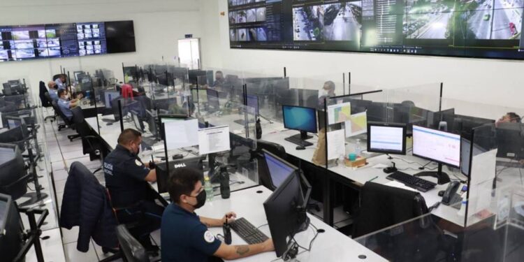 ¿Cómo afectan las llamadas de broma el funcionamiento del 911?