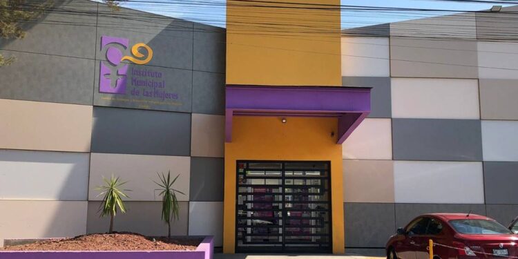 Incrementan solicitudes de atención por violencia contra mujeres en León; ¿dónde denunciar?