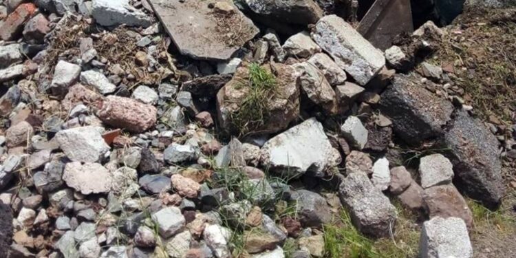 ¿Dónde reportar escombro abandonado en vía pública en León?