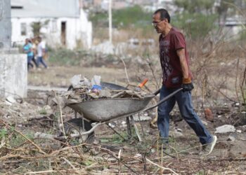Lanza Gobierno de León convocatoria para el programa de empleo temporal “Ayúdate Ayudando”