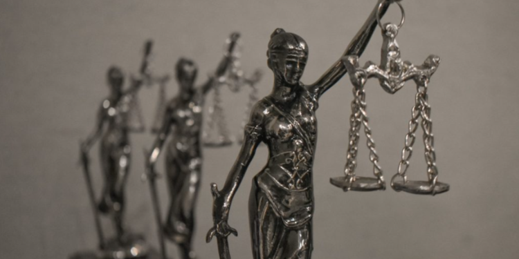 ¿Dónde puedo solicitar los servicios de Defensa Pública en Guanajuato y en qué casos?