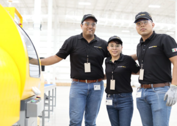 Inauguran en León planta de la empresa Dynatect