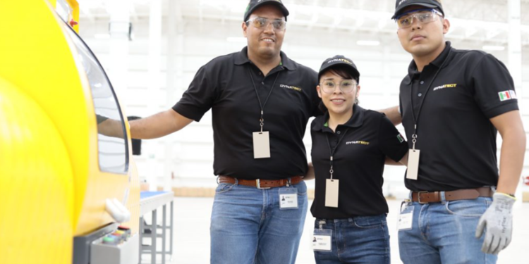 Inauguran en León planta de la empresa Dynatect