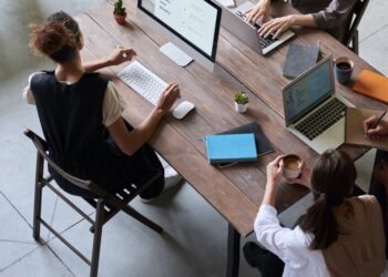 ¡Atención jóvenes emprendedores! Lanzan programa Juventudes con IDEA