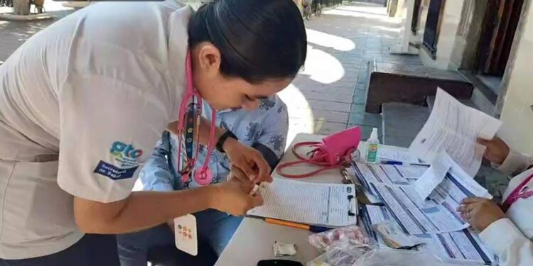 Habilitan módulo de salud en la Presidencia Municipal de Salamanca; ¿qué días funcionará?