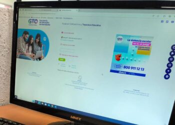 Consulta en tu celular o vía web los resultados académicos de tus hijos; te decimos cómo hacerlo