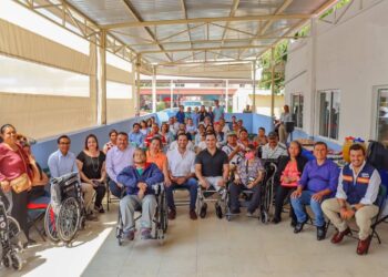 ¿Qué servicios brinda el Centro de Rehabilitación Integral en Apaseo el Grande?