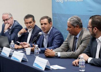 Industriales presentan agenda en defensa del sector calzado