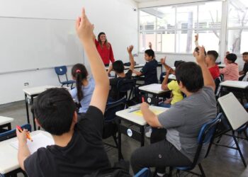 Inicia SEG plan piloto para implementar el programa Escuela Extendida Gto