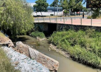 ¡Toma previsiones! Reconstruirán puente vehicular del arroyo Alfaro en León