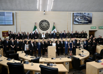 Honran en Guanajuato el bicentenario del Heroico Colegio Militar