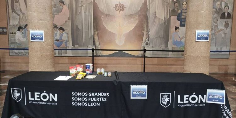 Abre Presidencia Municipal de León centro de acopio para afectados por huracán Otis