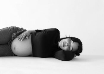 ¿Quieres seguir estudiando pero estás embarazada o eres mamá joven? Checa esta beca de JuventudEsGTO