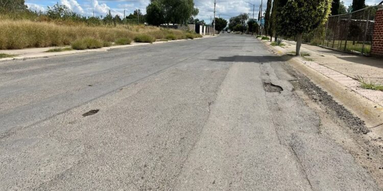 Rehabilitan bulevar Universidad Tecnológica en León; ¿cuándo concluirán los trabajos?