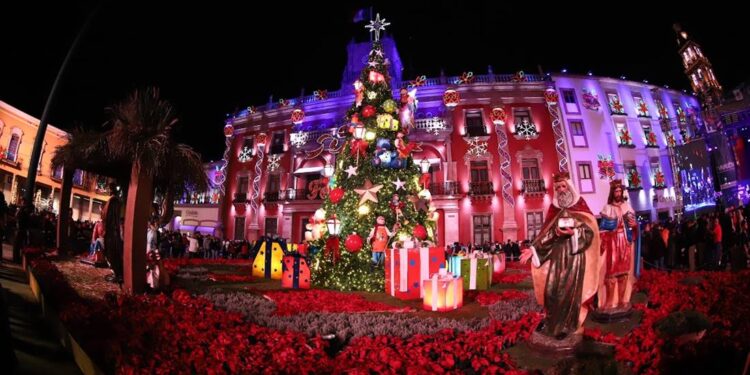 Dona juguetes y regala una sonrisa a niñas y niños de León