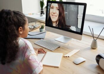¡Cuida a tus hijas e hijos! Esta es la Guía de Herramientas de Supervisión Parental del INAI