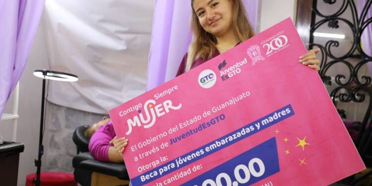 Todavía estás a tiempo de aplicar a la Beca para Embarazadas y Madres