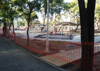 ¿Qué obras se están realizando en cinco unidades deportivas de León?