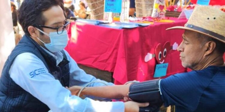 ¿Qué servicios de salud se brindarán en la Feria del Migrante 2024 en Moroleón?