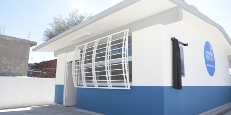 ¿Qué obras entregó el Gobierno de Guanajuato en Romita?