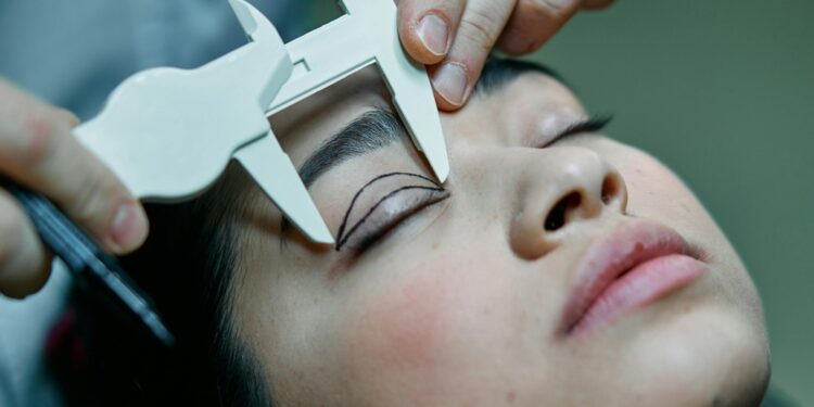 Aprueban en Guanajuato reformas para sancionar la violencia estética