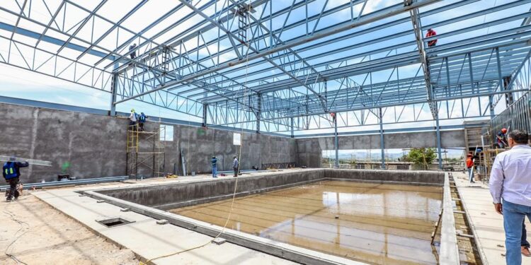 ¿Cuándo concluirá la construcción del Centro Acuático de Coroneo?