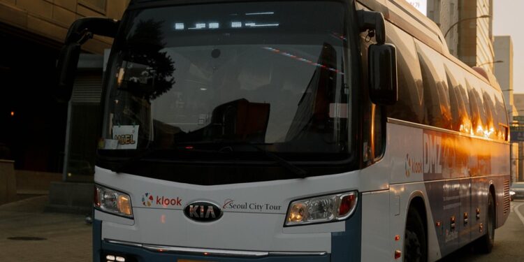 ¿Viajarás en autobús estas vacaciones? Conoce tus derechos