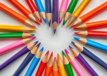 ¿Cómo tramitar el apoyo de útiles escolares para estudiantes de primarias públicas en Guanajuato?