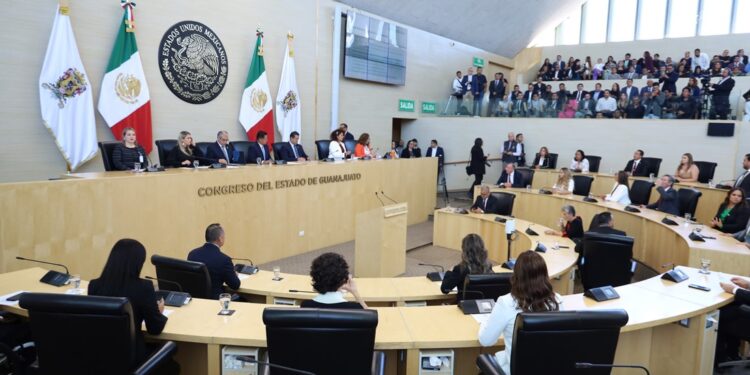 Se instala e inicia funciones la LXVI Legislatura del Congreso de Guanajuato