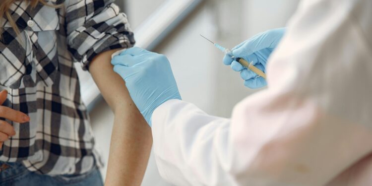 ¿Tienes entre 15 y 17 años? Aplícate la vacuna contra el tétanos