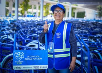 Equipan a recuperadores de León; aprovechan más de 19 mil toneladas de material reciclable