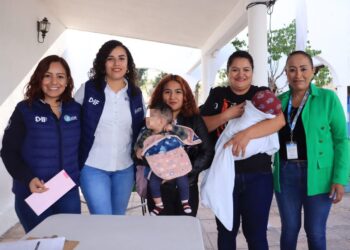 ¿En qué consiste el programa Cuidadores Primarios del DIF León y qué apoyos otorga?
