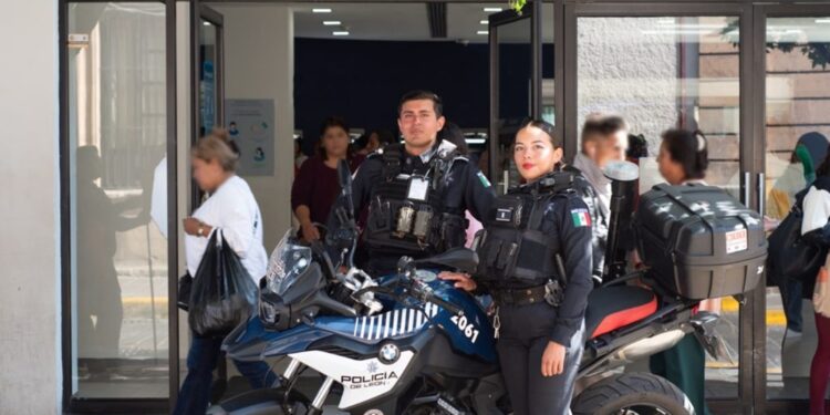 ¿Harás depósitos o retiros en bancos de León? Solicita el servicio de Acompañamiento Bancario