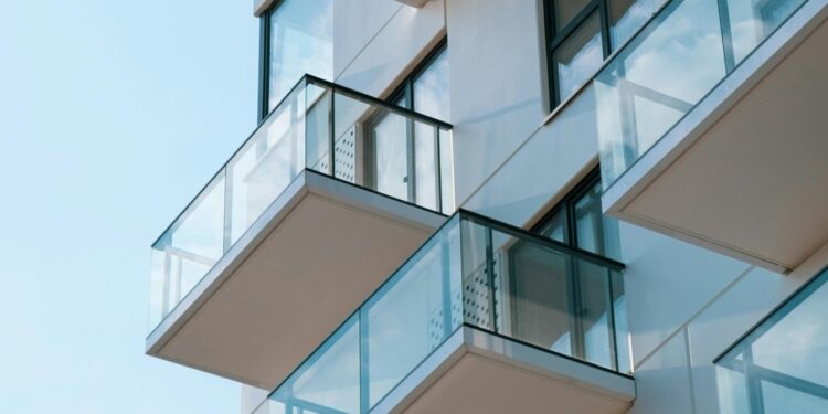 ¿Qué beneficios tiene certificarse como administrador profesional de condominios?