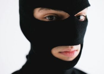 ¡No te dejes sorprender! Advierten sobre falsos verificadores sanitarios en León
