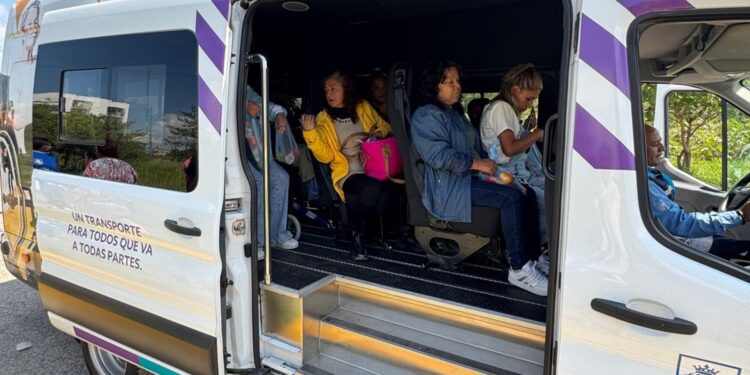 Inició operaciones nueva ruta del TUI en León; ¿a quién beneficia?